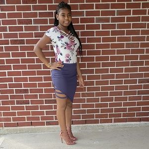 Ripped asymmetrical skirt